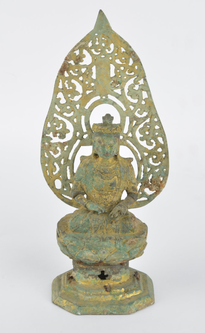 国家一级文物唐鎏金观音菩萨坐像